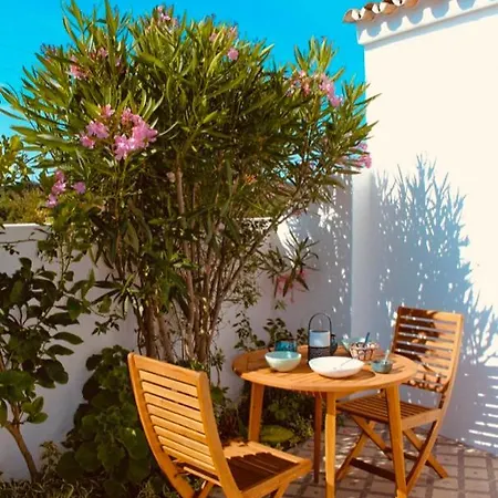 Casa Na Colina : The And The Long House *