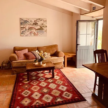 Casa Na Colina : The And The Long House Holiday home *