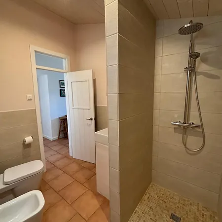 Сasa de vacaciones Casa Na Colina : The And The Long House