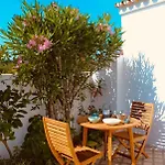 Casa Na Colina : The And The Long House *